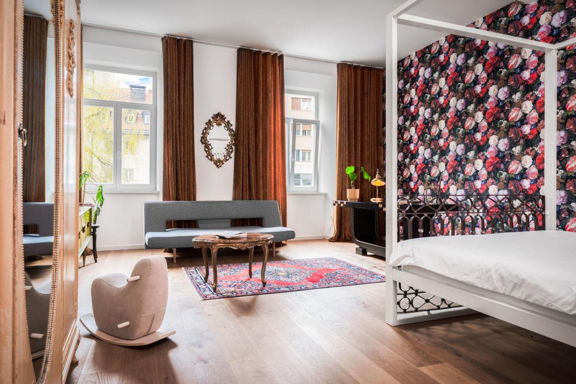 Tromostovje Apartments 류블랴나 외부 사진